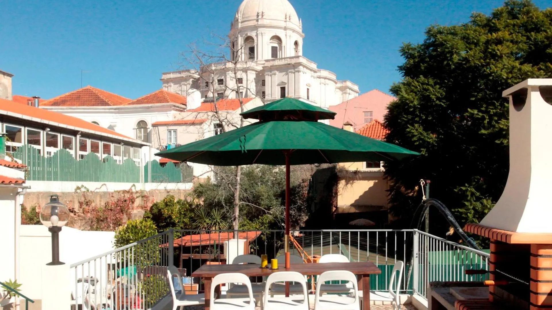 Alfama Terrace Apartment Lisbon