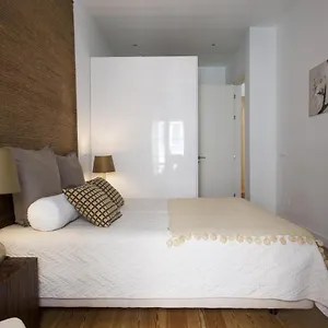 Downtown Brown By Homing Apartamento